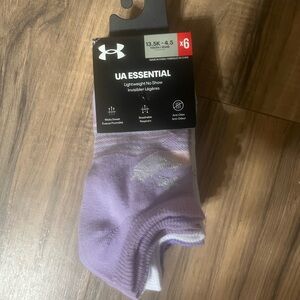 Girl’s Under Armour No Show Socks